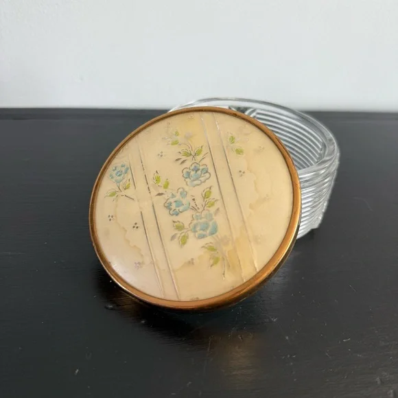Vintage | Art Deco Round Glass Powder Jar with Metal Lid Enclosing Gold Tapestry - Picture 2 of 7